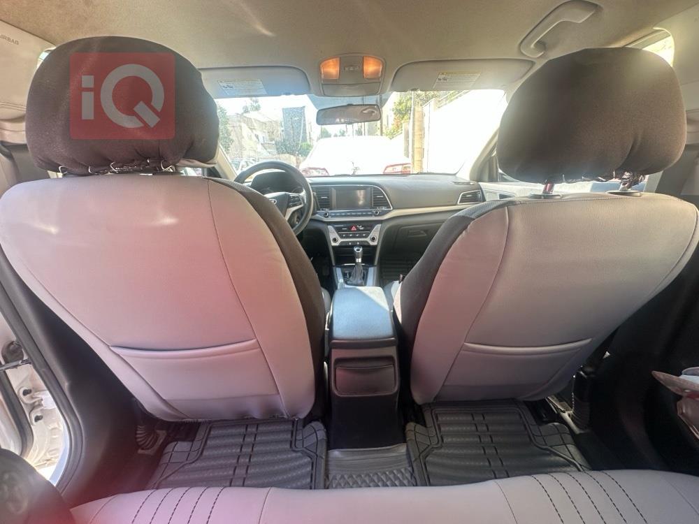 هيونداي النترا